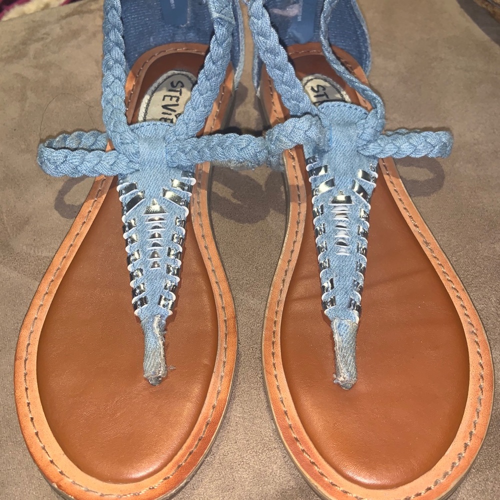 Girls Stevie’s blue sandals